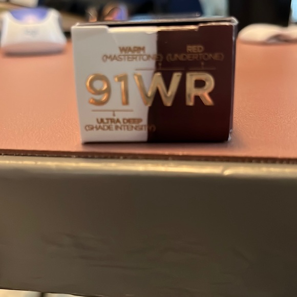 Urban Decay Stay Naked Weightless Liquid Foundation, color 92WR - Picture 2 of 6